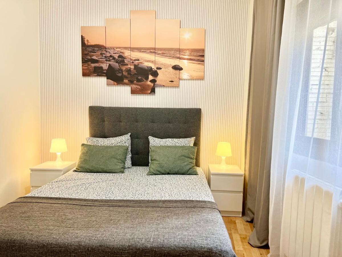 Comfortable Renovated Flat, Wifi! バダロナ エクステリア 写真